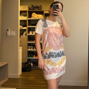 White Zara dress with pastel colored pattern, size S